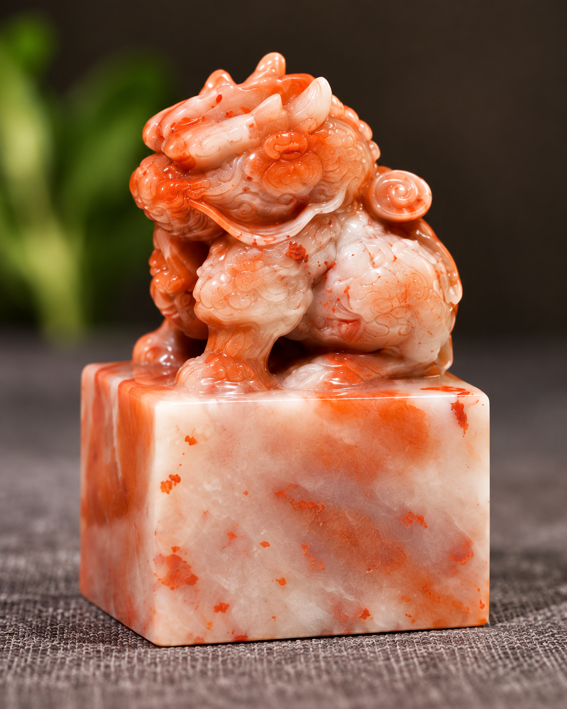 Rose Mottle Seal | Sculptural Statement